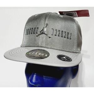 Youth Nike Air Jordan Gray Snapback Hat NEW